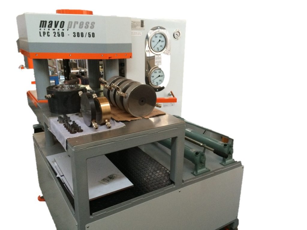 Experimental Petrology and Geochemistry at ULg